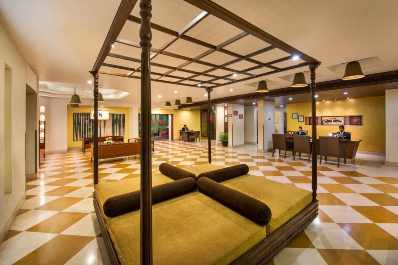 Hotel Abigail Goradia'S 쉬르디 외부 사진