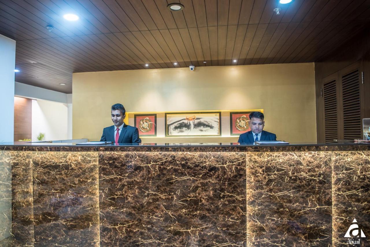 Hotel Abigail Goradia'S 쉬르디 외부 사진