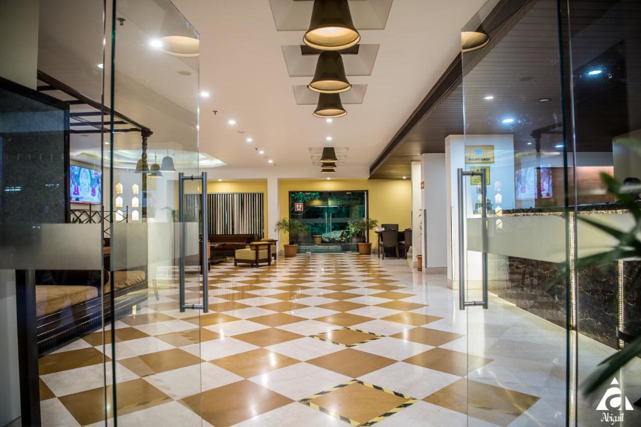 Hotel Abigail Goradia'S 쉬르디 외부 사진
